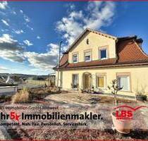 Rarität! 4-Zimmer Wohnung mit 200 m² großer Dachterrasse, EBK und Garage - Stetten