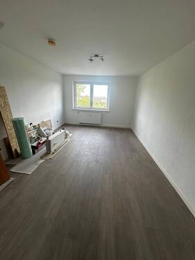 2. Zimmer.jpeg - Etagenwohnung mit 84,60 m&sup2; in Zeitz zur Miete