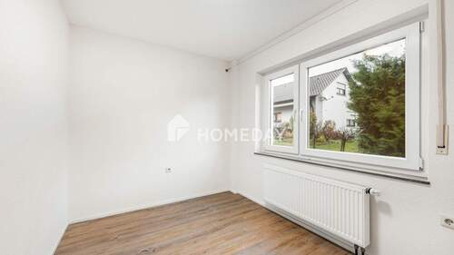 EG Schlafzimmer 1 2 - 