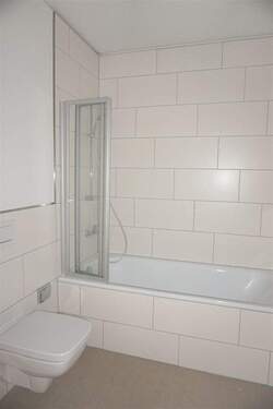 Badezimmer - Etagenwohnung mit 94,00 m&sup2; in Trier zur Miete