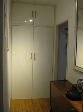 Kleiderschrank - 