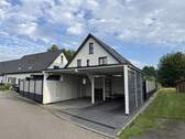 Carport - 6 Zimmer Doppelhaushälfte zum Kaufen in Elmshorn