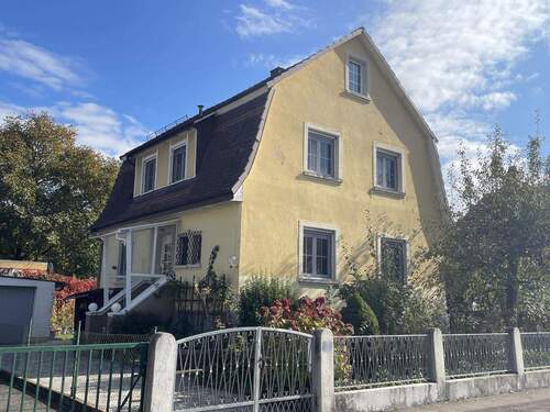 Außenansicht - 5 Zimmer Einfamilienhaus zum Kaufen in Offenburg