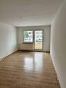 Wohnzimmer - Etagenwohnung mit 70,00 m&sup2; in Magdeburg zur Miete