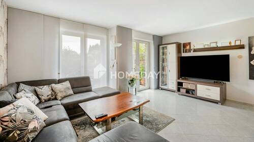 EG Wohnzimmer 2 - 5 Zimmer Reihenmittelhaus in Hamburg