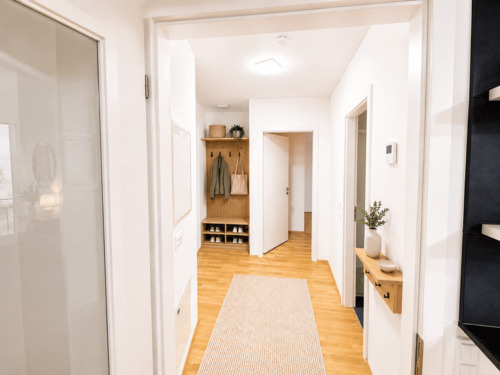 Flur - Etagenwohnung mit 58,00 m&sup2; in München zur Miete