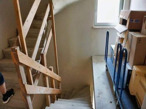 Treppe zum Dachgeschoss - 