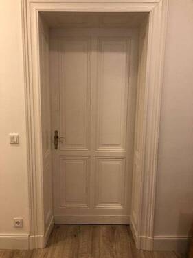 Ansicht der Zimmertür im 1. OG - 