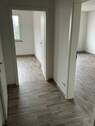 Blick vom Flur in das Wohn- und Schlafzimmer - 