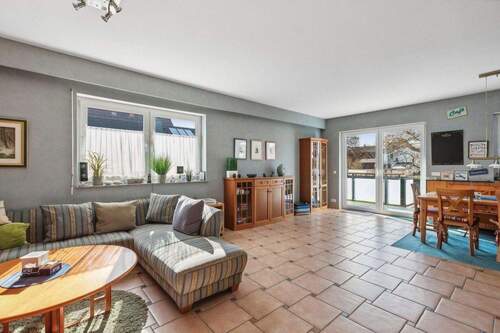 Bild 3 - 6 Zimmer Einfamilienhaus in Florstadt