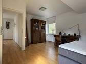 Schlafzimmer 2 im OG - 