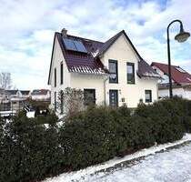Familienfreundliches Traumhaus in Wilsdruff mit modernem Design und großzügigem Grundriss!