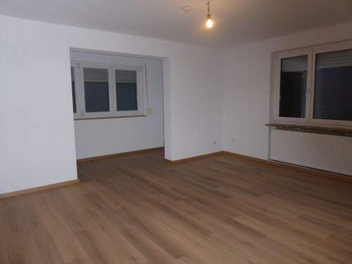 P1030733.JPG - Etagenwohnung mit 86,00 m&sup2; in Rastatt zur Miete