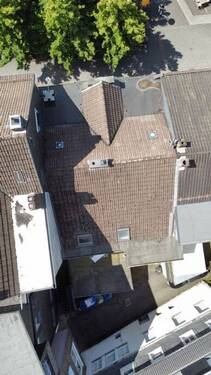 Ansicht vom gesamten Grundstück - 