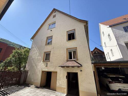 Vorderansicht - Am Rande der Stadtmauer gelegenes Einfamilienhaus zum Kauf gesucht!?