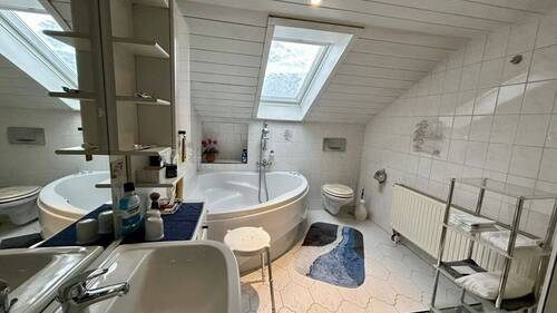 Badezimmer Dachgeschoss - 