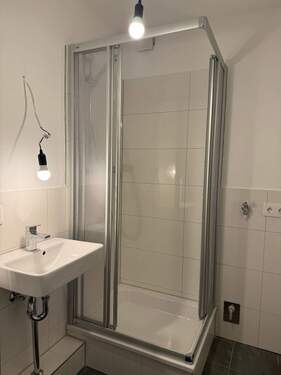 Dusche.jpg - 