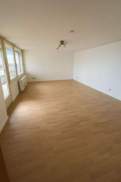 Wohnraum - 1 Zimmer Etagenwohnung zum Kaufen in Limburgerhof