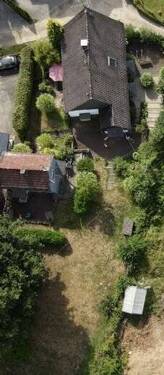 Ansicht vom gesamten Grundstück - 