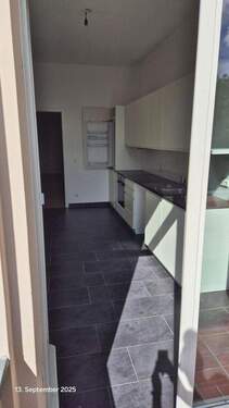 Blick Balkon auf Küche - 