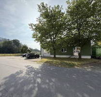 Grundstücksfläche nahe Umspannwerk mit vermieteter Halle - Wittingen