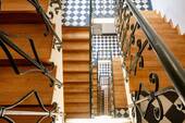 Treppenhaus - Etagenwohnung mit 102,00 m² in München zum Kaufen