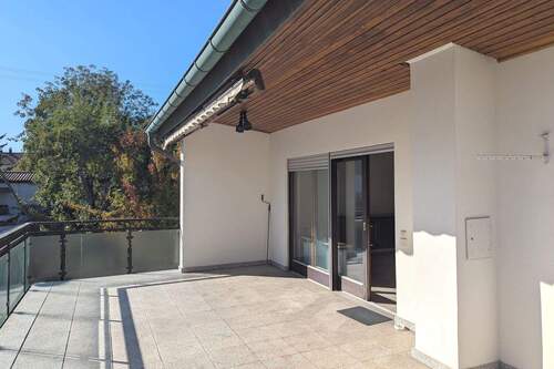 Terrasse - Einfamilienhaus mit 160,00 m² in Herrenberg zum Kaufen