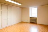 Zimmer mit Wandschrank - Etagenwohnung in Bonndorf zum Kaufen
