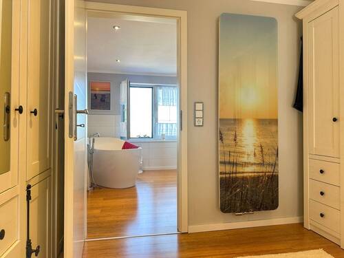 Blick ins Bad EG - 