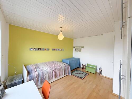 Schlafzimmer 1. OG - 