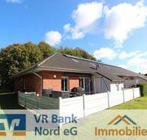 Neuwertige Reihenhausendscheibe mit Carport in KfW 40+ Standard - Süderlügum