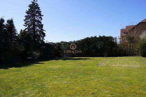 Garten, linke Seite - 8 Zimmer Einfamilienhaus in Walsrode