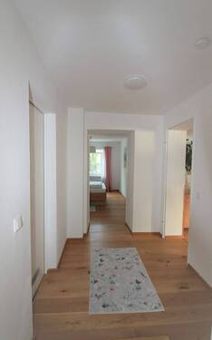 Flur zu den Schlafzimmern - 