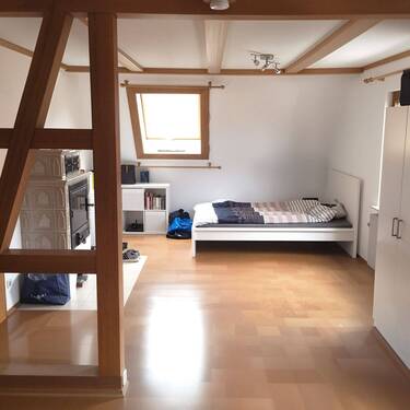 Zimmer oben groß - Mehrfamilienhaus, Wohnhaus mit 238,00 m² in Altdorf zum Kaufen