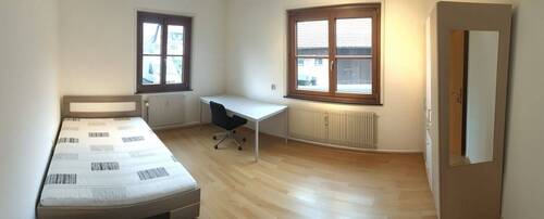 Zimmer unten - 