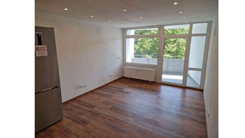 Wohnzimmer mit Küche - 