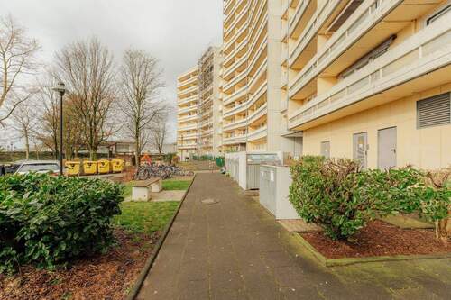 Ansicht - Etagenwohnung mit 84,00 m&sup2; in Bergisch Gladbach zum Kaufen