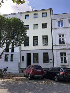 Vorderansicht - 2 Zimmer Etagenwohnung zum Kaufen in Hamburg