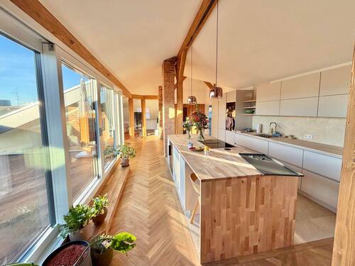Küche - 160qm exklusives Penthouse mit Sauna und Terrasse im Bergmannkiez