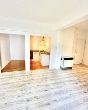 Links Schlafbereich - 1 Zimmer Etagenwohnung in Düsseldorf