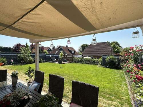 Garten aus Sicht der Terrasse - 