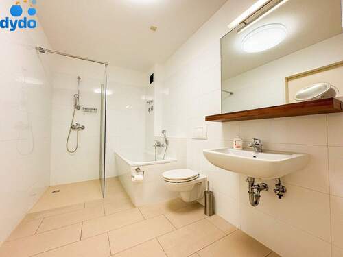 Bad - Etagenwohnung mit 64,30 m&sup2; in Berlin zur Miete