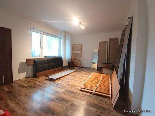Wohnraum - 2 Zimmer Etagenwohnung zur Miete in Duisburg