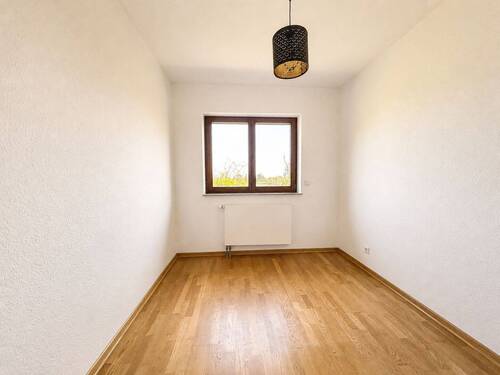 Zimmer - Etagenwohnung mit 73,00 m&sup2; in Hofheim zur Miete