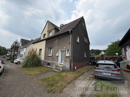IMG_0048 - Ihr neues Zuhause, Sanierungsobjekt Kleines Zechenhaus, Doppelhaushälfte mit schönem Garten und viel Potenzial zur weiteren Gestaltung