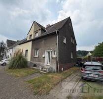 Ihr neues Zuhause, Sanierungsobjekt Kleines Zechenhaus, Doppelhaushälfte mit schönem Garten und viel Potenzial zur weiteren Gestaltung - Gelsenkirchen / Hassel