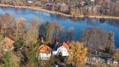 Blick von oben auf das Objekt - Einzigartiges Mixed-Use-Investment in erster Wasserlinie direkt am Falkenhagener See