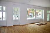 Gr. offener Raum - Helle, sehr gepflegte Gewerbeinheit, noch vermietet, im EG in der Senefelderstr., Prenzlauer Berg