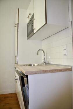 offene EBK mit Fenster - 