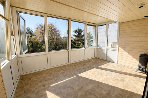 Wintergarten - Etagenwohnung mit 100,00 m&sup2; in Steinenbronn zum Kaufen